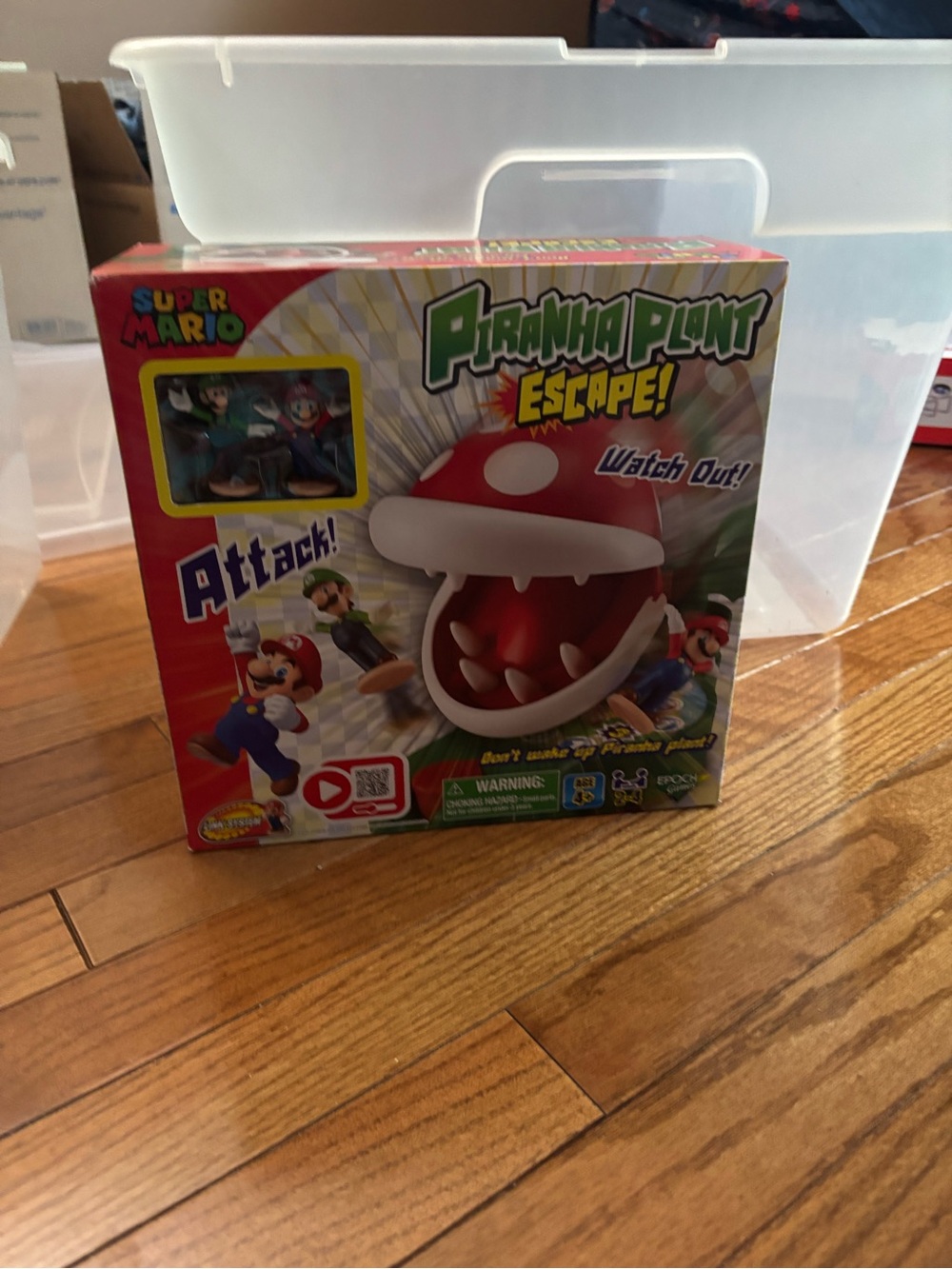 Super Mario Piranha Plant Escape! Game - Red & White Piranha Plant